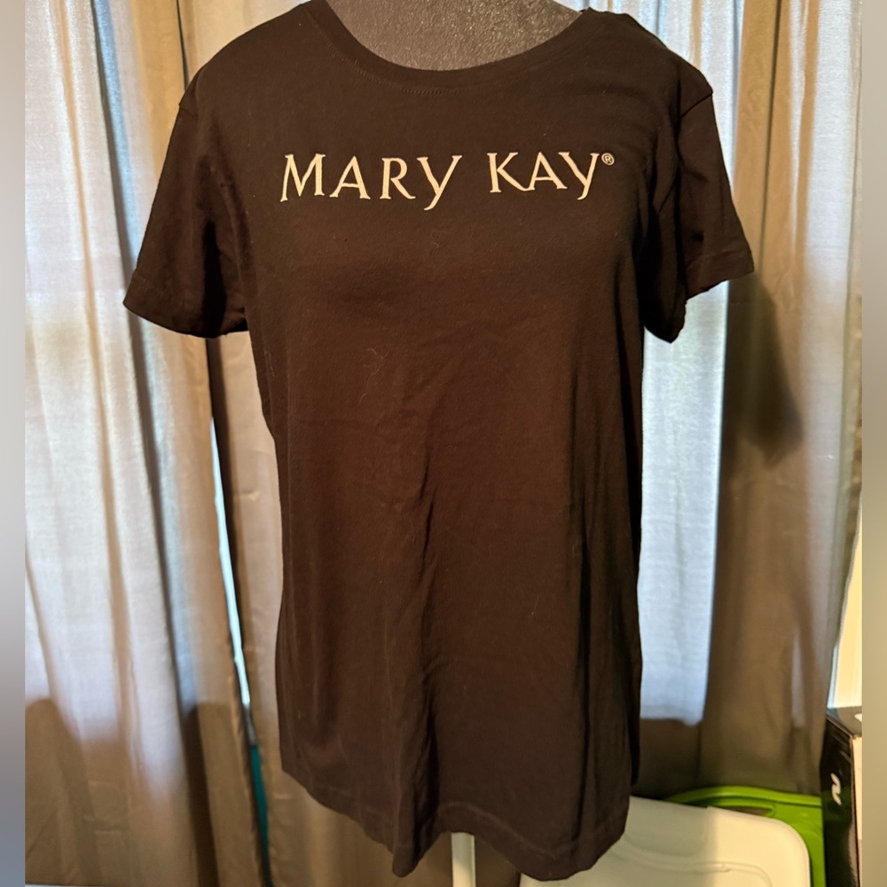 Mary Kay Black Short Sleeve Tee
